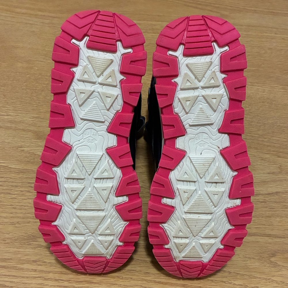 Pepperts! Girls’ Pink and Navy Snow Boots - Picture 7 of 13